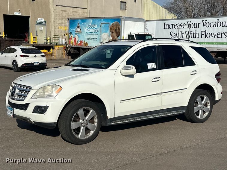 image for item FK0012 2009 Mercedes-Benz ML350 SUV