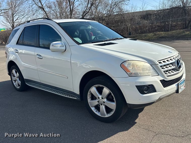 image for item FK0012 2009 Mercedes-Benz ML350 SUV