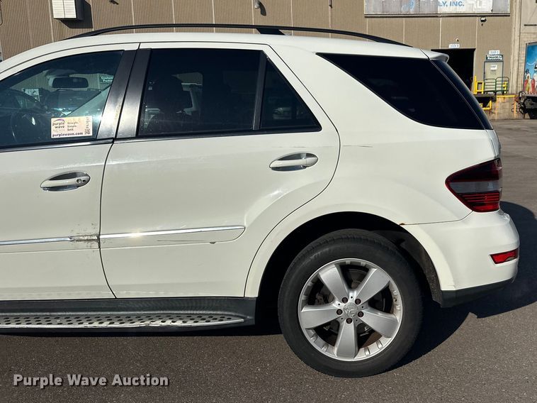 image for item FK0012 2009 Mercedes-Benz ML350 SUV