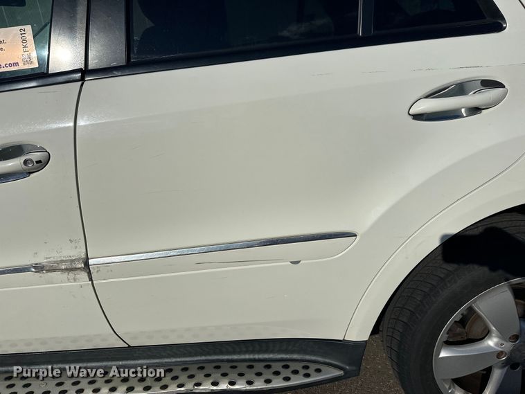 image for item FK0012 2009 Mercedes-Benz ML350 SUV