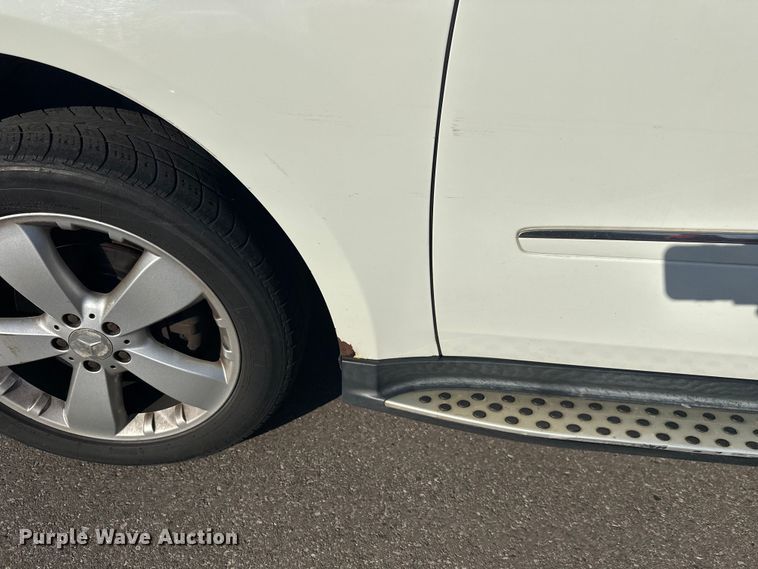 image for item FK0012 2009 Mercedes-Benz ML350 SUV
