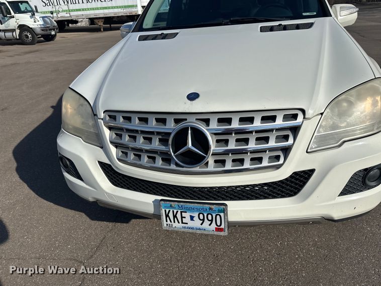 image for item FK0012 2009 Mercedes-Benz ML350 SUV