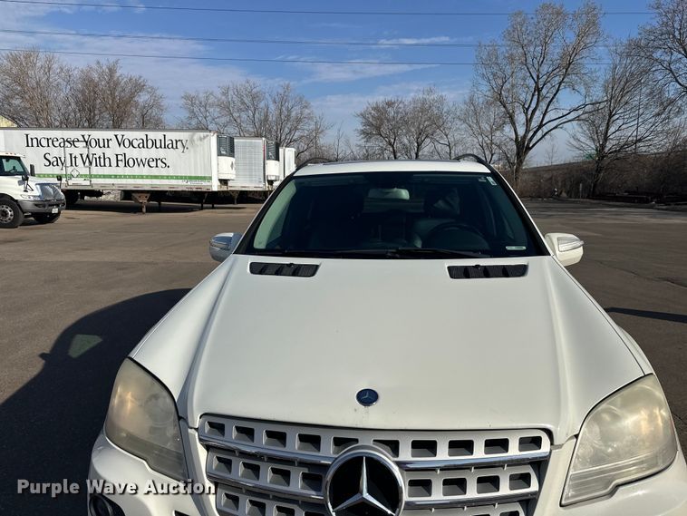 image for item FK0012 2009 Mercedes-Benz ML350 SUV