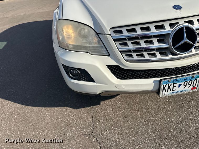 image for item FK0012 2009 Mercedes-Benz ML350 SUV