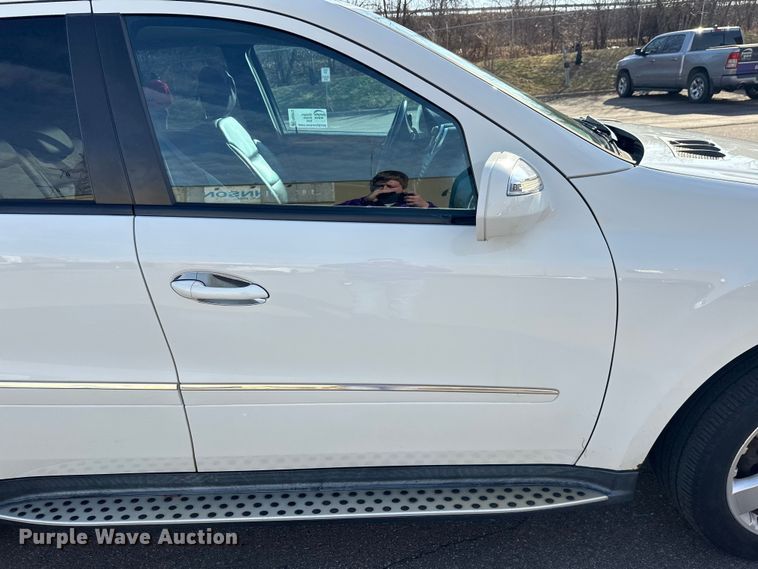 image for item FK0012 2009 Mercedes-Benz ML350 SUV