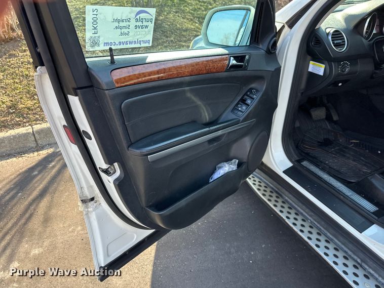 image for item FK0012 2009 Mercedes-Benz ML350 SUV