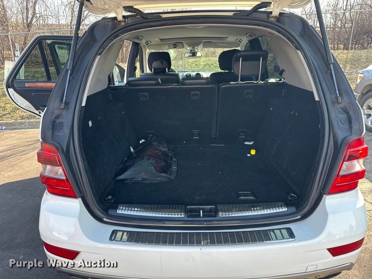 image for item FK0012 2009 Mercedes-Benz ML350 SUV