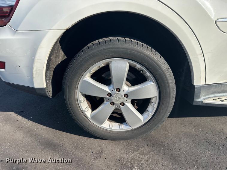 image for item FK0012 2009 Mercedes-Benz ML350 SUV