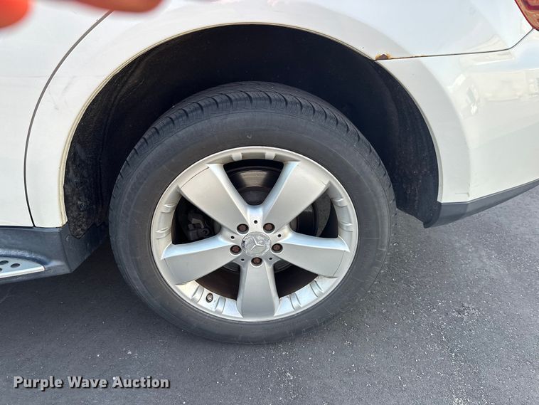 image for item FK0012 2009 Mercedes-Benz ML350 SUV