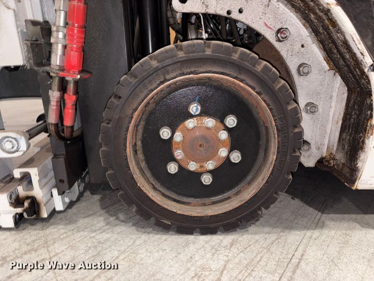 image for item FK1269 2018 UniCarriers CFS40 forklift