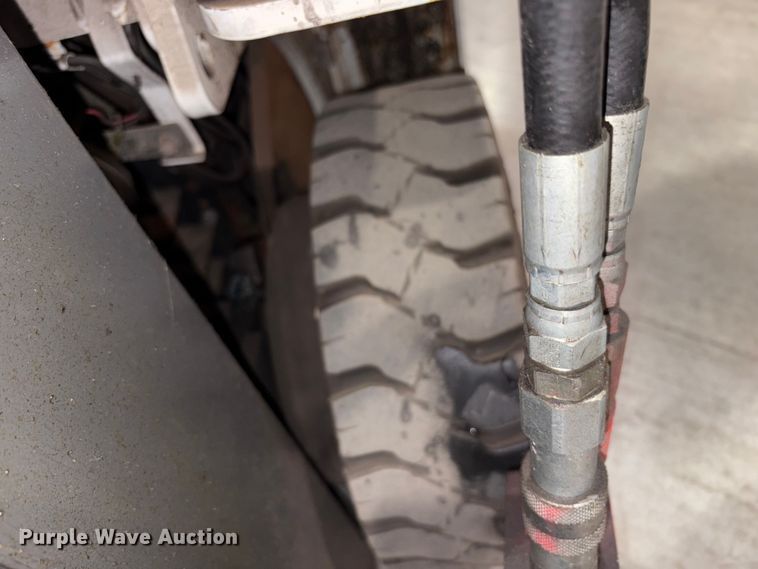 image for item FK1269 2018 UniCarriers CFS40 forklift