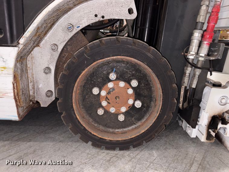 image for item FK1269 2018 UniCarriers CFS40 forklift