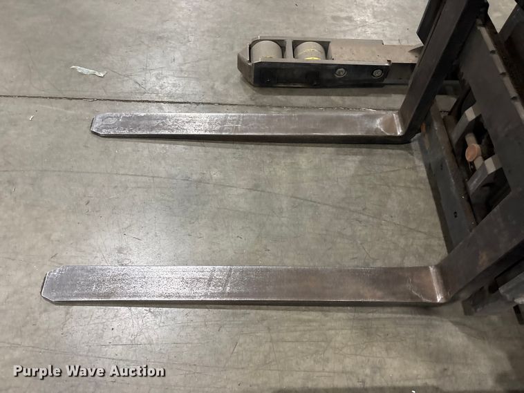 image for item FK1270 2015 Nissan SRX45 reach truck