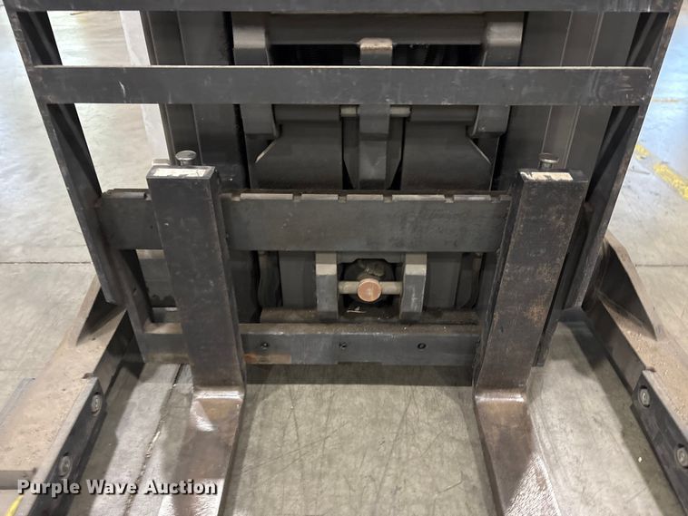 image for item FK1270 2015 Nissan SRX45 reach truck