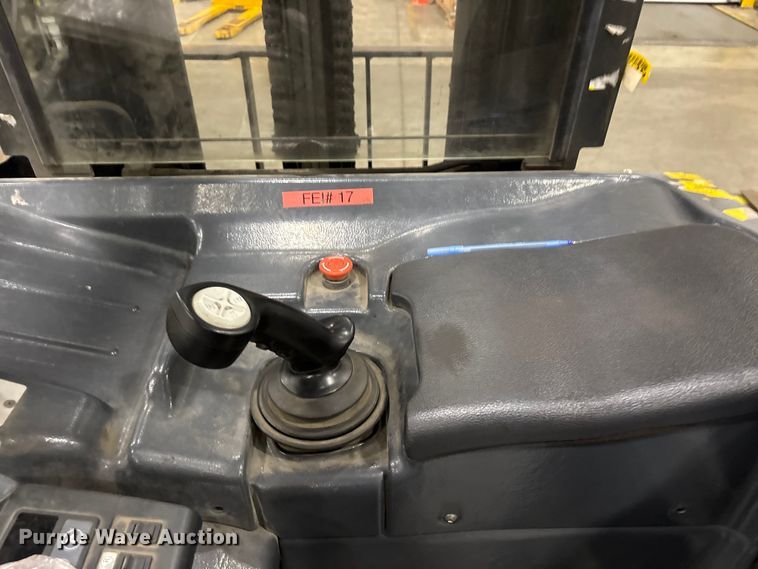 image for item FK1270 2015 Nissan SRX45 reach truck