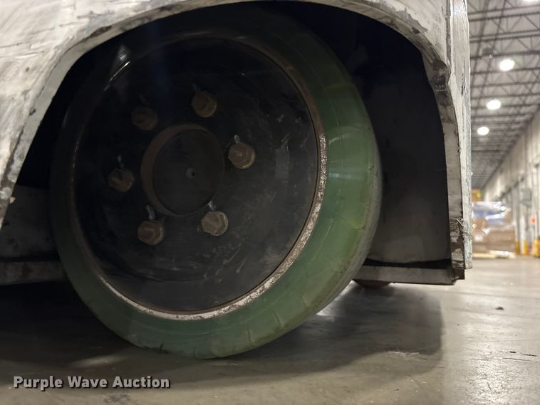 image for item FK1270 2015 Nissan SRX45 reach truck