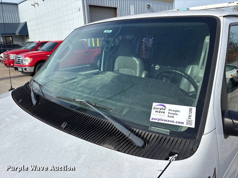 image for item FK1288 2013 Ford E350 Super Duty van