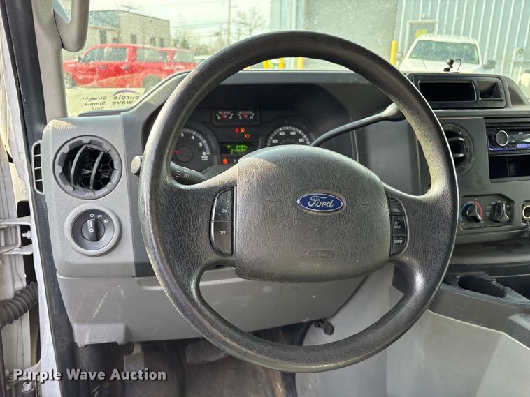 image for item FK1288 2013 Ford E350 Super Duty van