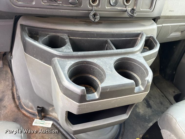 image for item FK1288 2013 Ford E350 Super Duty van