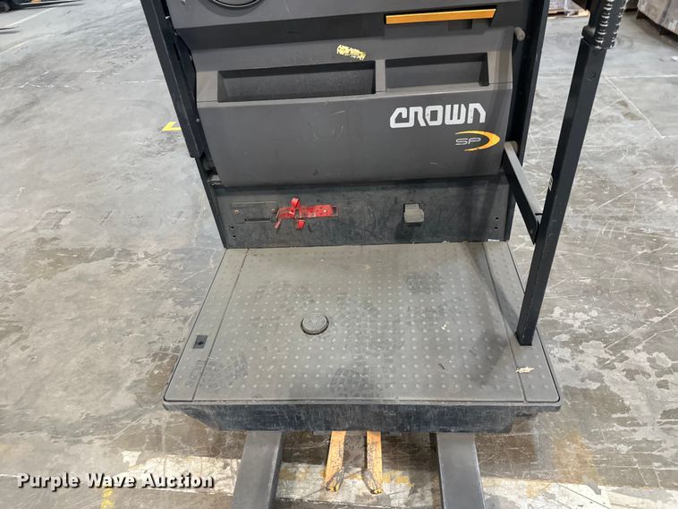 image for item FK1809 2018 Crown SP3520-30 order picker