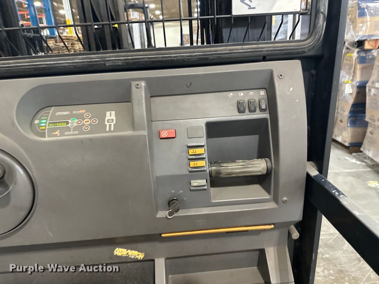 image for item FK1809 2018 Crown SP3520-30 order picker