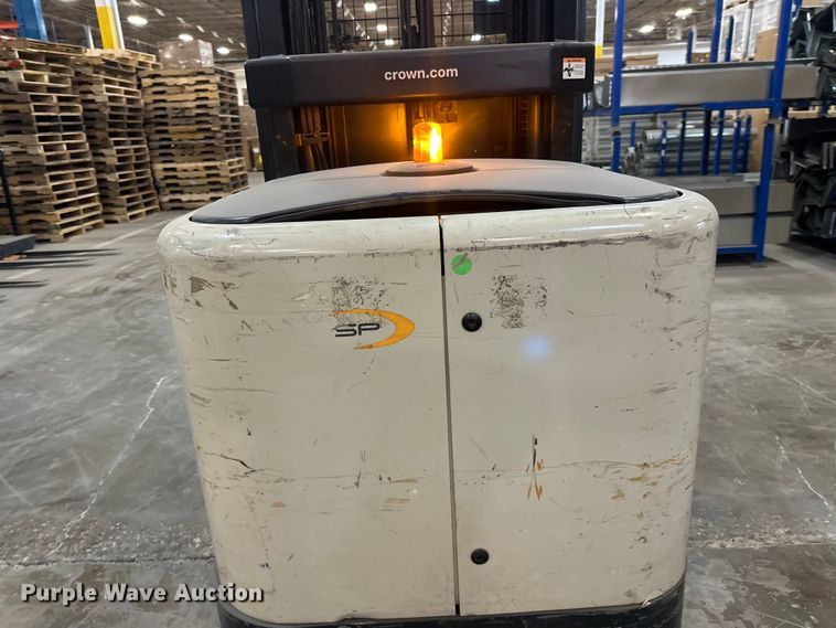 image for item FK1810 2017 Crown SP3520-30 order picker