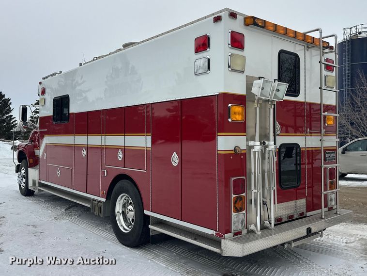 image for item FK1811 1996 Ford LS8000 rescue vehicle
