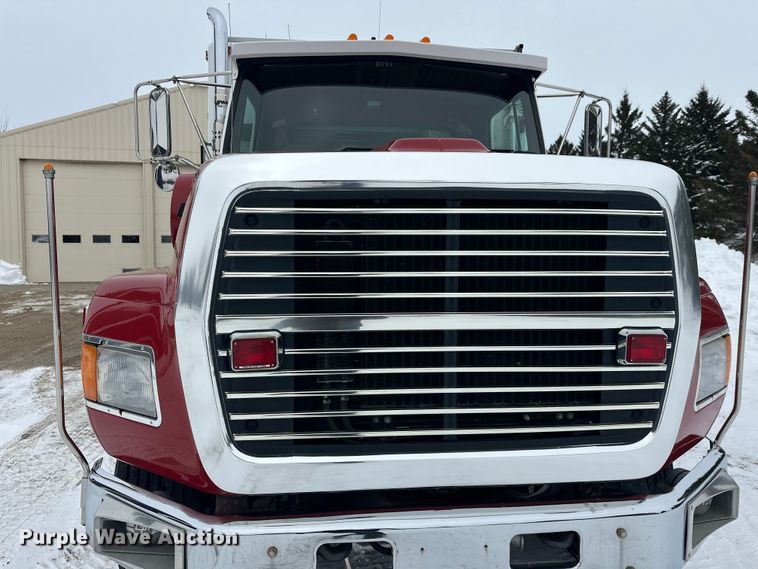 image for item FK1811 1996 Ford LS8000 rescue vehicle