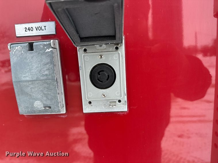 image for item FK1811 1996 Ford LS8000 rescue vehicle