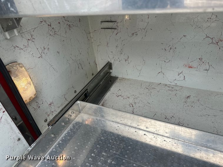 image for item FK1811 1996 Ford LS8000 rescue vehicle