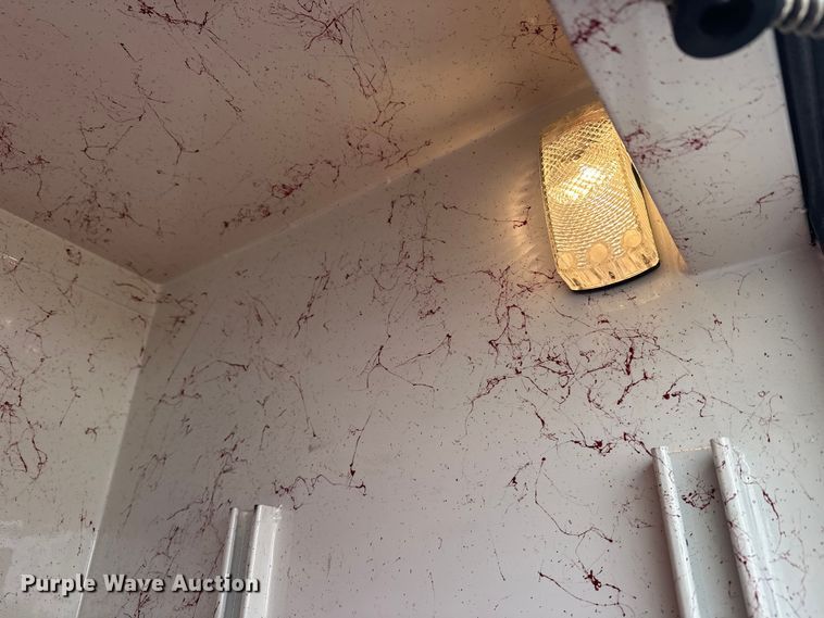 image for item FK1811 1996 Ford LS8000 rescue vehicle