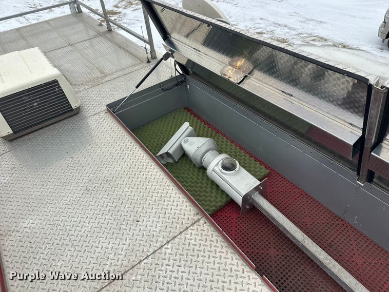 image for item FK1811 1996 Ford LS8000 rescue vehicle