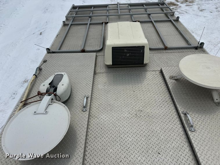 image for item FK1811 1996 Ford LS8000 rescue vehicle