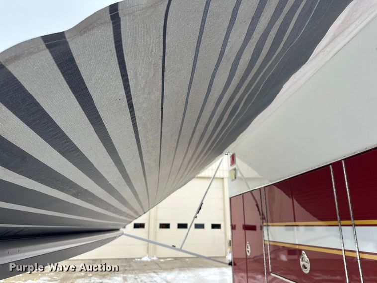 image for item FK1811 1996 Ford LS8000 rescue vehicle