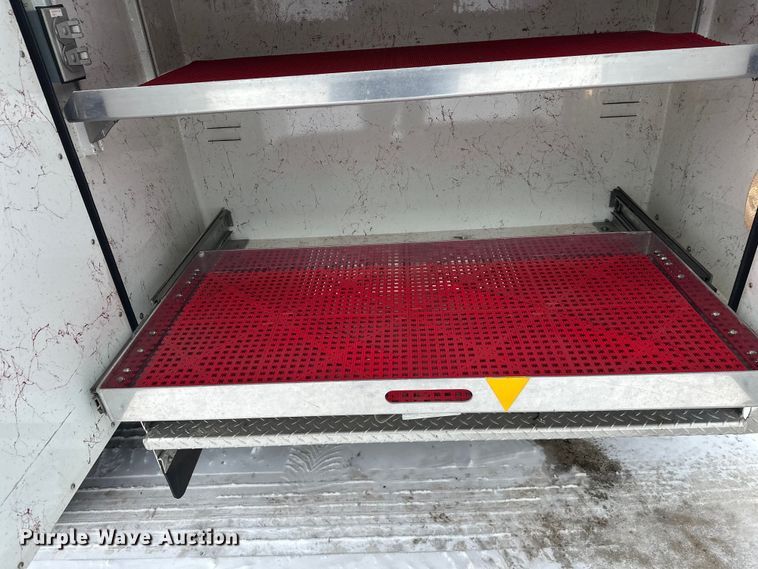 image for item FK1811 1996 Ford LS8000 rescue vehicle