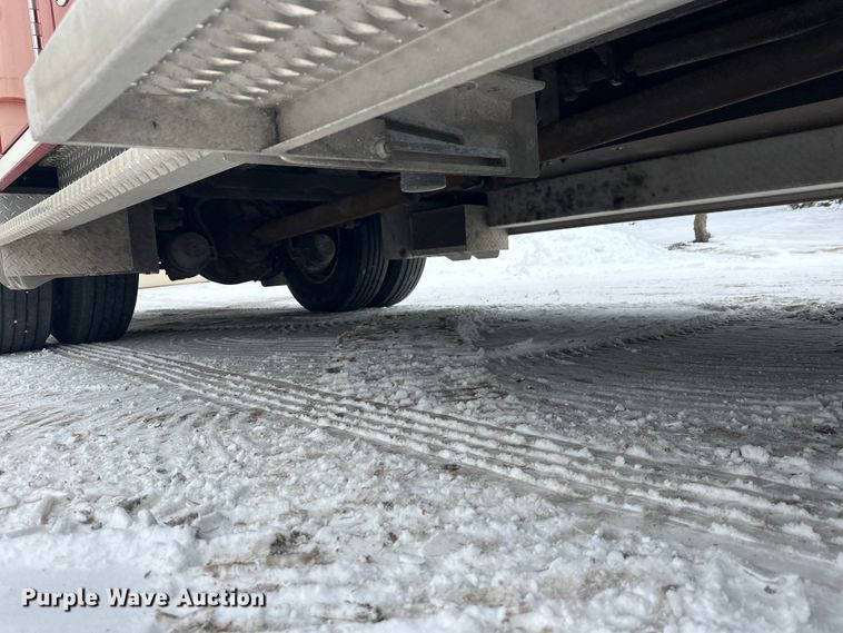 image for item FK1811 1996 Ford LS8000 rescue vehicle