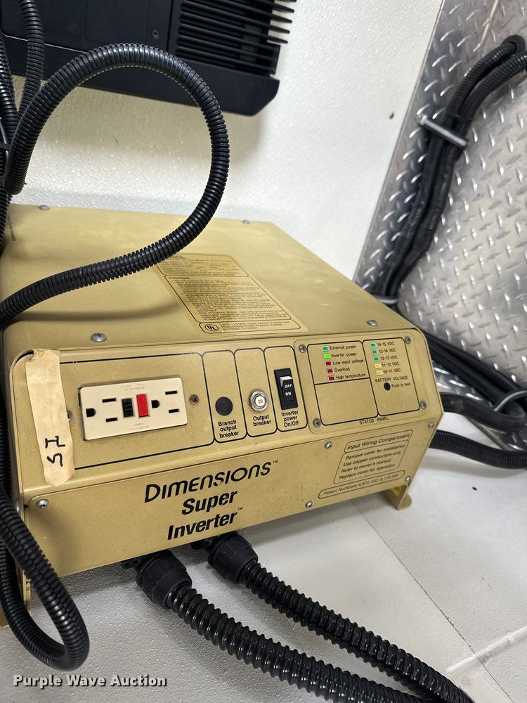 image for item FK1811 1996 Ford LS8000 rescue vehicle