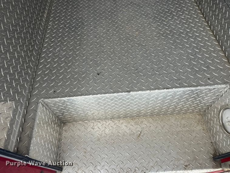 image for item FK1811 1996 Ford LS8000 rescue vehicle