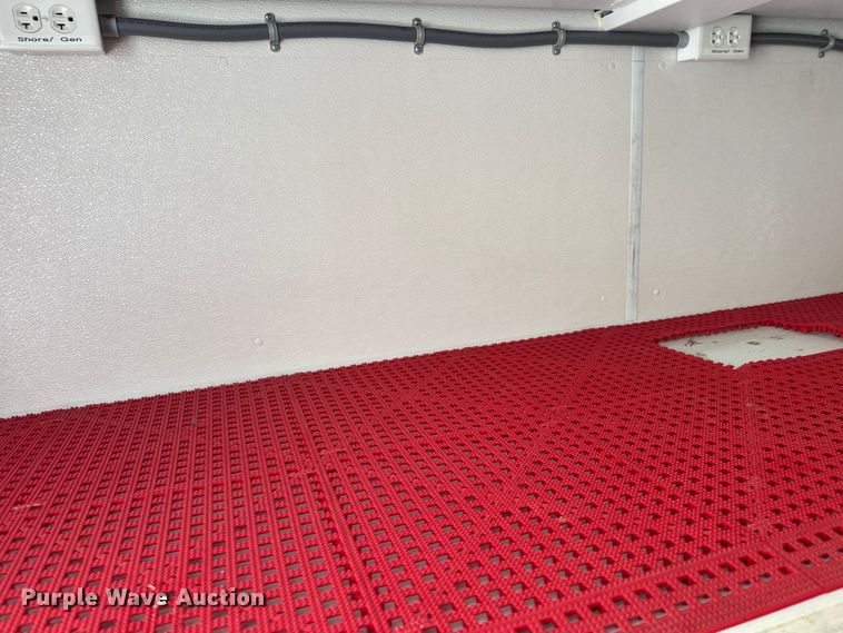 image for item FK1811 1996 Ford LS8000 rescue vehicle