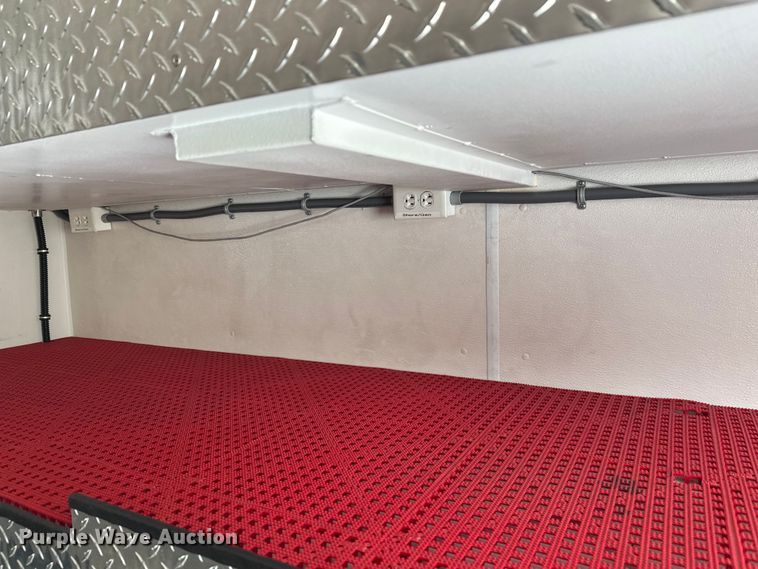 image for item FK1811 1996 Ford LS8000 rescue vehicle