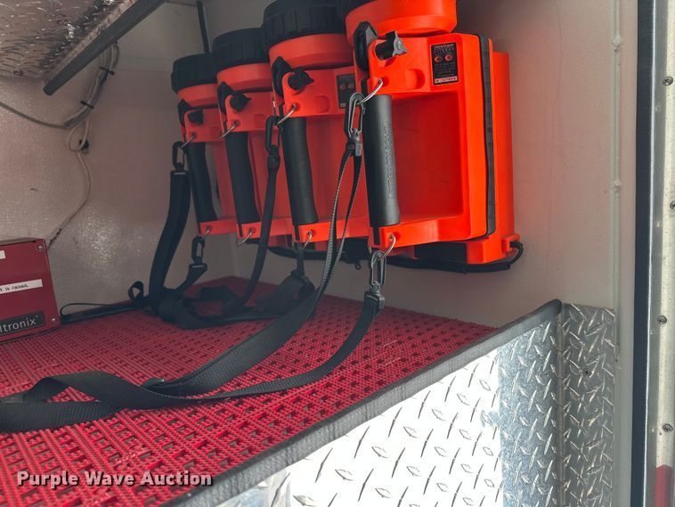 image for item FK1811 1996 Ford LS8000 rescue vehicle