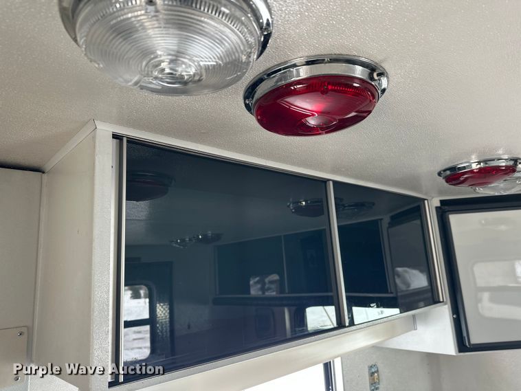 image for item FK1811 1996 Ford LS8000 rescue vehicle