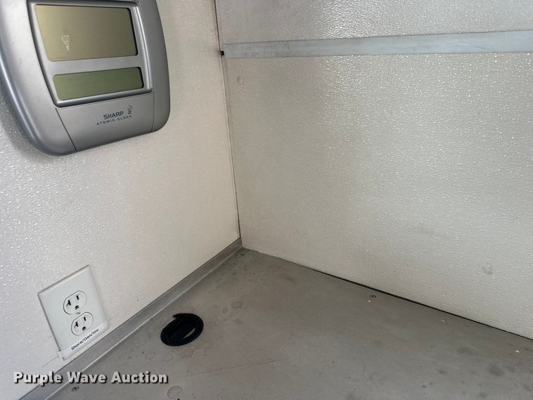 image for item FK1811 1996 Ford LS8000 rescue vehicle