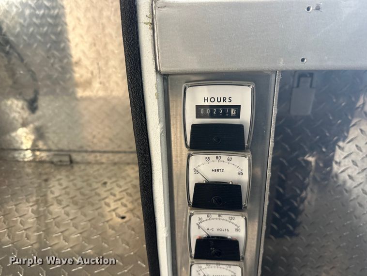 image for item FK1811 1996 Ford LS8000 rescue vehicle