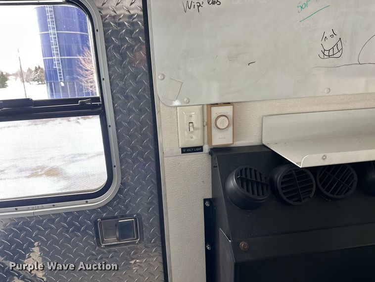 image for item FK1811 1996 Ford LS8000 rescue vehicle