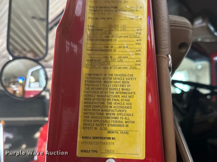 image for item FK1811 1996 Ford LS8000 rescue vehicle