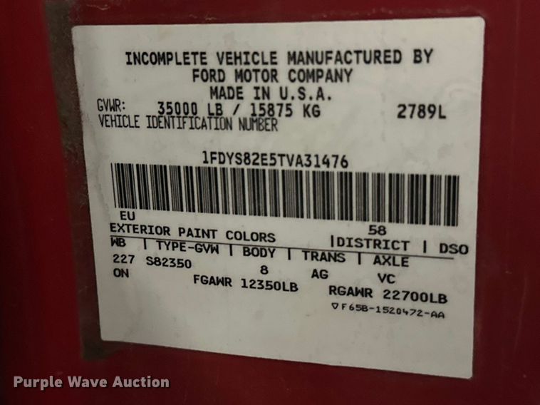 image for item FK1811 1996 Ford LS8000 rescue vehicle