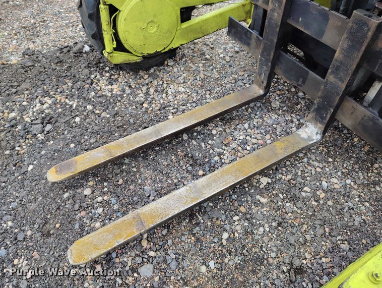 image for item IH9464 2002 Donkey D13-4K forklift