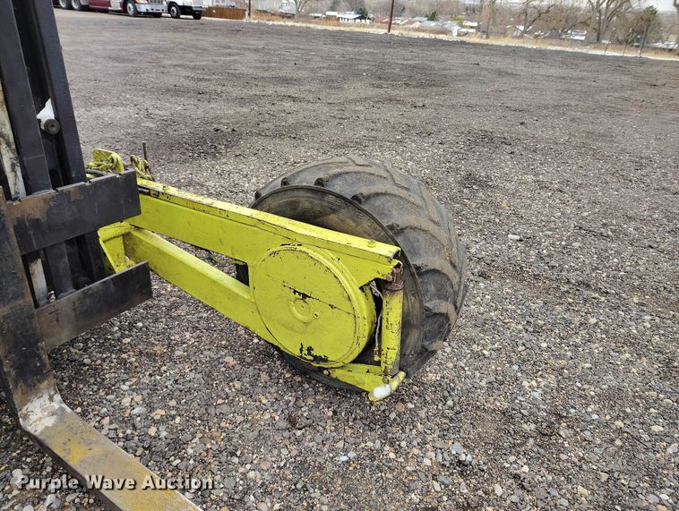 image for item IH9464 2002 Donkey D13-4K forklift