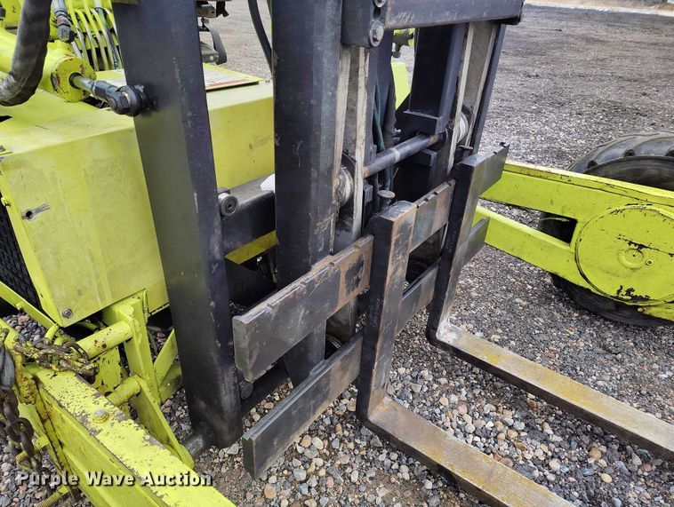 image for item IH9464 2002 Donkey D13-4K forklift